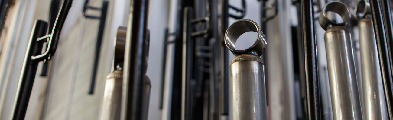 ZF Friedrichshafen 减振器坯的图片